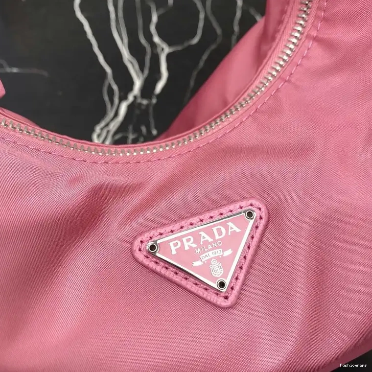 Fashionrepsfam ru 206B570027 Prada Bags 0706